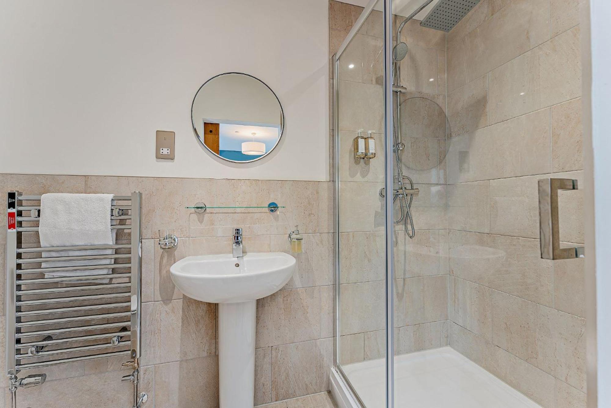 2 Bed Ground Floor Apartment - 11 Plas Pistyll Kültér fotó